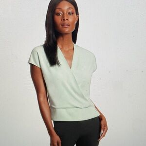 Antonia Top Soft Wave